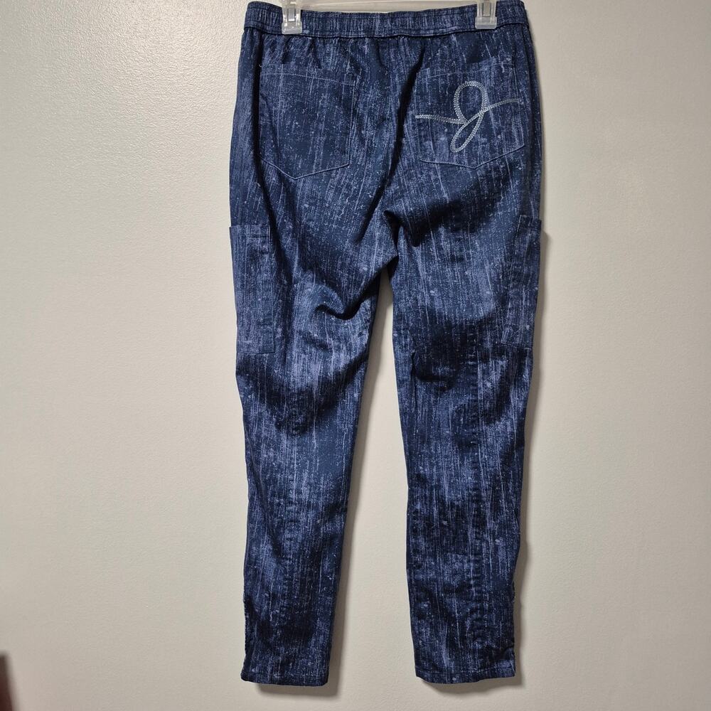 Jaanuu Navy Blue Textured Drawstring Scrub Joggers - Picture 15 of 15